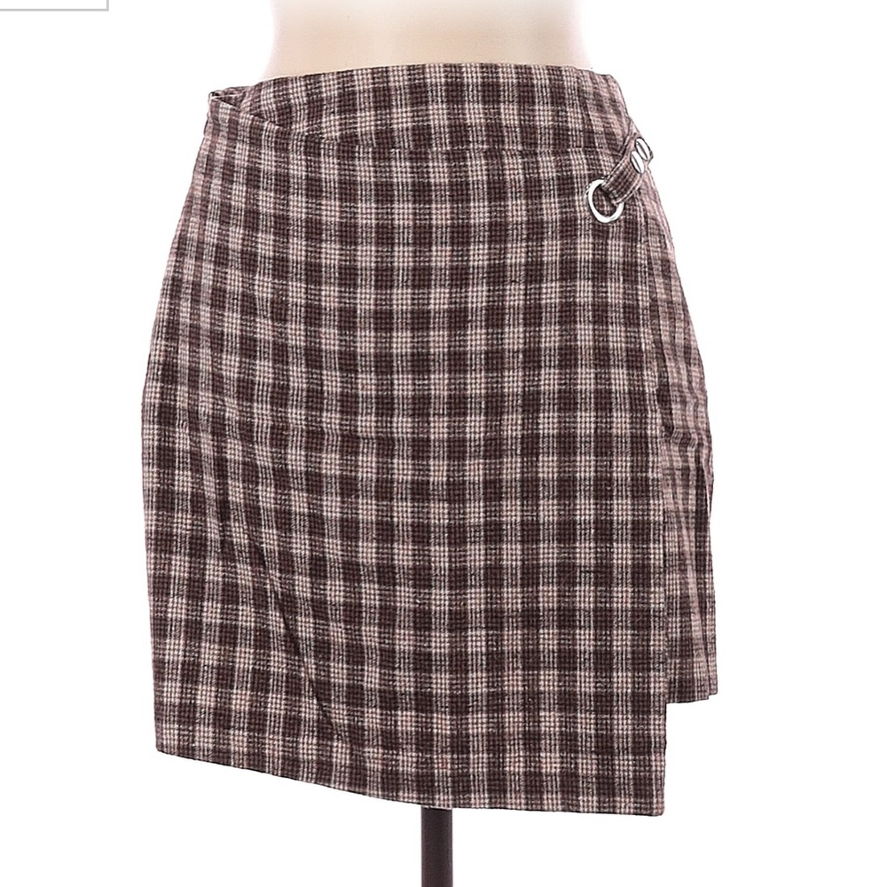 Brown plaid print 17.5” length skirt